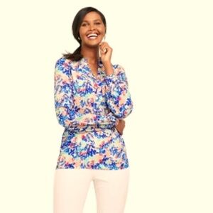 Talbots gorgeous floral blouse 7 buttons front small tasteful ruffle neck P
C